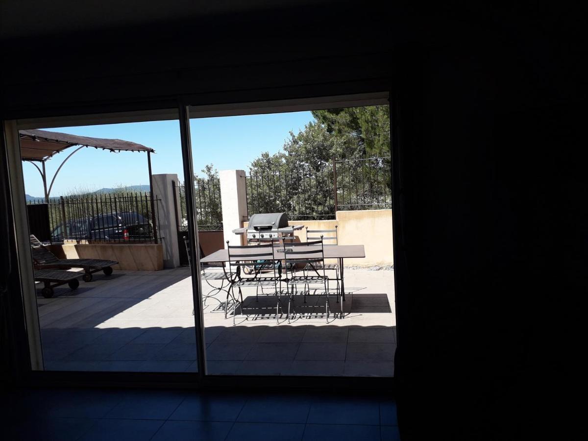 Petit Coin De Paradis Appartamento Mérindol Esterno foto